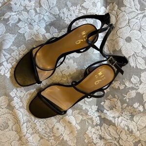 Mix No. 6 Elegant Black Heels - Size 8W